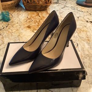 Navy Blue Nine West Pumps. Barely worn.